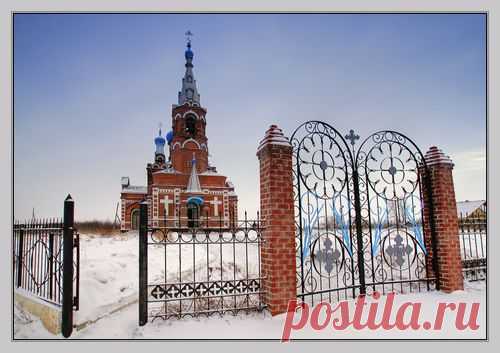 Panoramio - Photos by polanna > Коробейниково Алтайский край храм чудотворная икона