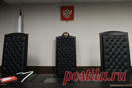 Гражданина Грузии заочно осудили за расправу над россиянином 20-летней давности. В Туле завершено расследование о расправе над россиянином со стороны гражданина Грузии, учиненной 20 лет назад. В сентябре 2003 года на улице Дзержинского злоумышленник в ходе конфликта ударил соперника ножом 17 раз, нанеся травмы, несовместимые с жизнью.