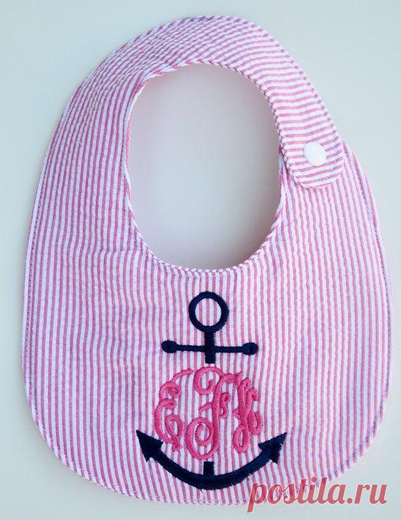 Anchor Monogrammed Bib | bebes