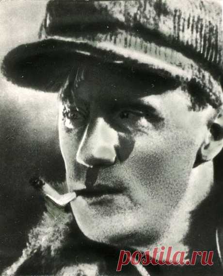 АЛЕКСАНДР ВАСИЛЬЕВ&amp;ДРУЗЬЯ
Lena Lebedeva