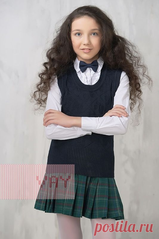 Школьная форма от марки VAY. Жилет школьный для девочек от VAY (артикул 751), цветовое решение т.синий. Ещё больше школьной формы марки ВЭЙ на наших сайтах. Официальное представительство бренда VAY: купить в розницу в магазине Согревай.ру https://www.sogrevay.ru, оптовые закупки на Ньювэй.ру https://www.newvay.ru