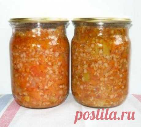 Заготовка  гречки с овощами.
Отличная заготовка впрок гречки с овощами. Её можно подать и как гарнир к мясу и в дорогу, да и так просто, как самостоятельное блюдо, в тот момент, когда не будет хватать времени на готовку. Рецепт очень простой и очень вкусный.
Ингредиенты:
-