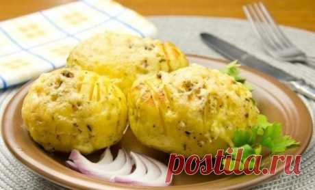 8 СЕКРЕТОВ ВКУСНОГО КАРТОФЕЛЯ!

1. Отварной картофель будет вкуснее, если добавить в воду 3–4 штуки...
2. Чтобы на старом картофеле при варке не появились синие пятна, в воду нужно добавить...
3. Картофель быстрее сварится, если в воду добавить ложку...

Смотрите дальше...➨