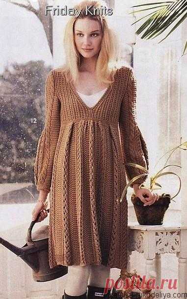 Платье со складками Платье спицами со складками. Модель с завышенной талией для беременных