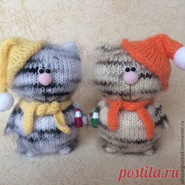 Разноцветные котики, которые сможет связать даже начинающая мастерица (Вязаные игрушки) | Журнал Вдохновение Рукодельницы