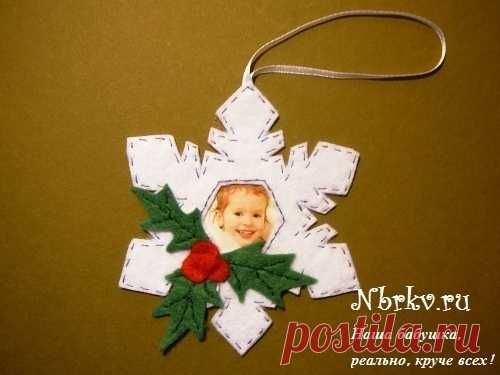 Новогодняя подвеска-рамка для фото