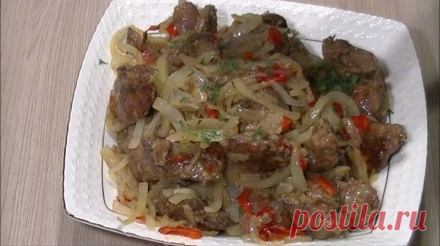 Самый вкусный рецепт печени! Печень получается мягкой, сочной, нежной!

ИНГРЕДИЕНТЫ:

600 г говяжьей печени 
1 яйцо 
3 зубчика чеснока 
1 ч. л. сахара 
1 ч. л. соли (без горки) 
0,5 ч. л. соды 
1 луковица 
масло растительное для жарки 
мука кукурузная для панировки