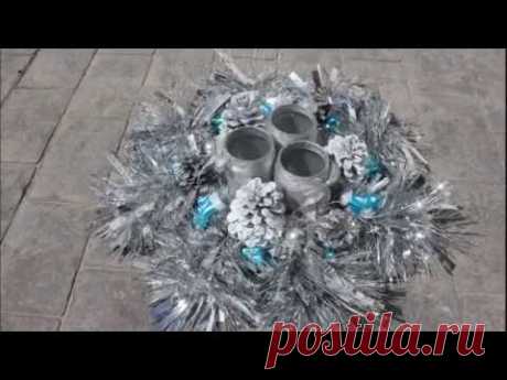 Новогодня снежинка!  Украшение к столу из шишек.