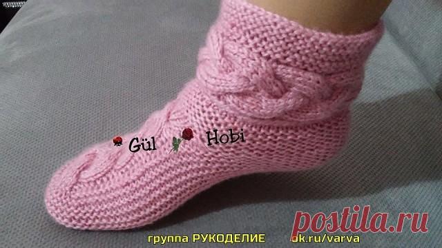 ОРИГИНАЛЬНЫЕ НОСОЧКИ НА 2-Х СПИЦАХ.