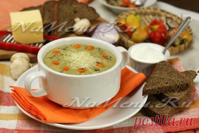Суп пюре из брокколи и шампиньонов, рецепт с фото
