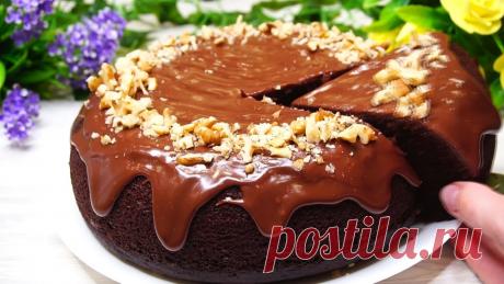 Безумно Вкусный Домашний Торт, даже не требует дополнительно использования крема Идеальный шоколадный бисквит на кипятке. Тесто готовится просто и быстро. Получается высокий, влажный, мягкий, ароматный и очень вкусный. По желанию можно ра...