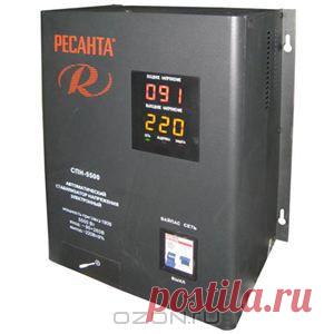 Настенный релейный стабилизатор пониженного напряжения Ресанта СПН-5500 предназначен для автоматического поддержания в электрической сети заданного напряжения (220 В). Устройство оснащено двухсекционным автоматическим выключателем с блокировкой возможности одновременного включения. При включении в положение "Сеть" нагрузка подключится к сети через стабилизатор, при включении в положение "Байпас" нагрузка будет подключена к сети в обход системы стабилизации.