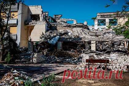 Украинские власти переименовали в Херсоне связанные с Россией улицы. В Херсоне переименовали ряд улиц и скверов, сообщил глава украинской Херсонской городской военной администрации Роман Мрочко. По его словам, этому предшествовали общественные обсуждения. В частности, сквер Александра Пушкина был переименован в сквер Фонтанный, а улица Московская — в улицу Студенческую.