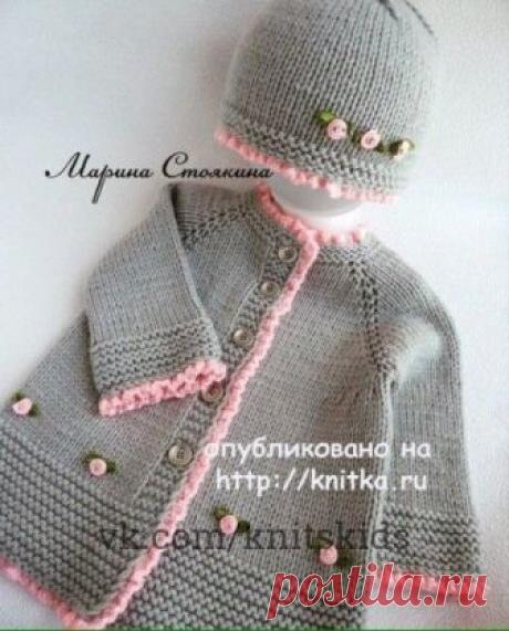 Кардиган и шапочка спицами. Работы Марины Стоякиной
Представляю комплект для малышки – кардиганчик и шапочка! Размер на малышку 1 – 1,5лет. Связано из нежной и тёплой полушерсти спицами №3,5.