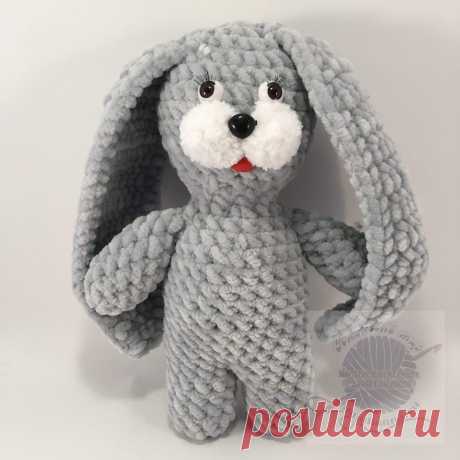 Мягкая игрушка зайчик купить, светло серый, 20 см. Качественно! Мягкая игрушка зайчик купить, 20 см. - выполненный из плюшевой пряжи светло серого цвета. Ручная работа игрушка связана крючком из качественной турецкой, плюшевой пряжи Himalaya Dolphin baby. Благодаря плюшевой пряжи, игрушка нежная на ощупь, теплая и имеет свой неповторимый характер.