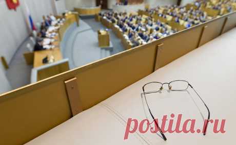 Дума после обсуждения европейских писсуаров запретила пропаганду чайлдфри. Госдума приняла в первом чтении законопроекты о запрете пропаганды чайлдфри.