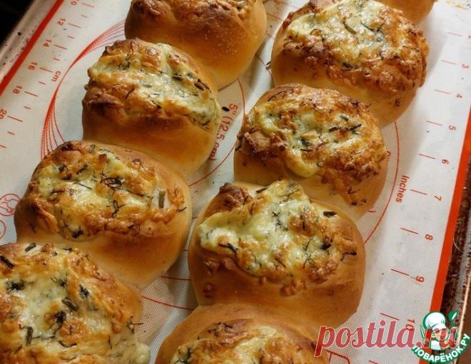 Чесночные булочки с сыром, зеленью – кулинарный рецепт