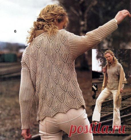 Пуловер с ажурным узором из ромбов.