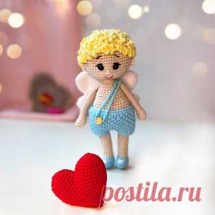 Ангелочек амигуруми. Схемы и описания для вязания игрушек крючком! Бесплатный мастер-класс от Екатерины @tvoya_igryshka_rnd по вязанию ангелочка крючком. Высота вязаной игрушки примерно 18 см. Для изготовления такой к…