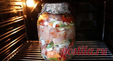 Курица в Банке в Духовке Самый Простой Рецепт Курица в банке в духовке - очень простой и вкусный рецепт с фото. Куриное мясо получается мягким и очень сочным.