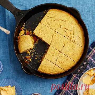 Кукурузный хлеб 

#Рецепт кукурузного хлеба в сковороде - это как кружок солнечного света в чугунной сковороде! #Кукурузный_хлеб не только вкусный, но и полезный!