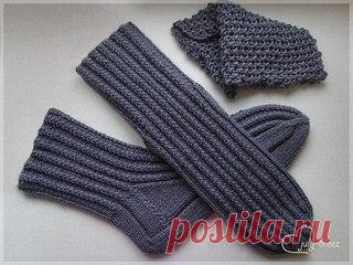 Носки мужские спицами.

http://ru-knitting.livejournal.com/3576032.html
http://knitting.4beautywomen.ru/kak-svyazat-noski-spi..
связала july_breez
Пряжа «YarnArt» Merino de Lux / 50, 50% шерсть / 50% акрил, 100 г / 280 м, спицы № 4.
Размер 39-41.