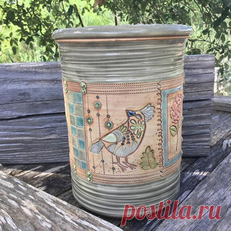 “nine more days”...until the #texasclayfestival2018 !!! Come out and visit my booth and check out all I have worked on over the last year!!!!
#texasclayfestival #stoneware #sanantonioartist #wheelthrownpottery #instapottery #makersmovement #oneofakind #handmade #ceramics