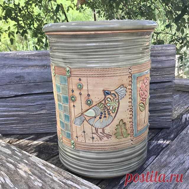 “nine more days”...until the #texasclayfestival2018 !!! Come out and visit my booth and check out all I have worked on over the last year!!!!
#texasclayfestival #stoneware #sanantonioartist #wheelthrownpottery #instapottery #makersmovement #oneofakind #handmade #ceramics