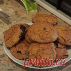 Рецепт: Овсяное печенье с изюмом и корицей из детства - все рецепты России