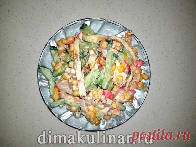 Салат с яичными блинчиками и кукурузой