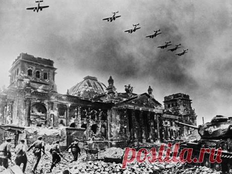 Какие факты о Великой Отечественной войне скрывали в СССР Об истории Великой Отечественной войны написано немало книг и статей, снято фильмов – как художественных, так и документальных. Казалось бы, в ней не должно оставаться белых пятен. Тем не менее, есть факты, о которых большинство наших граждан даже не подозревают, так как в свое время они замалчивались или не предавались широкой огласке. Вот некоторые из них.