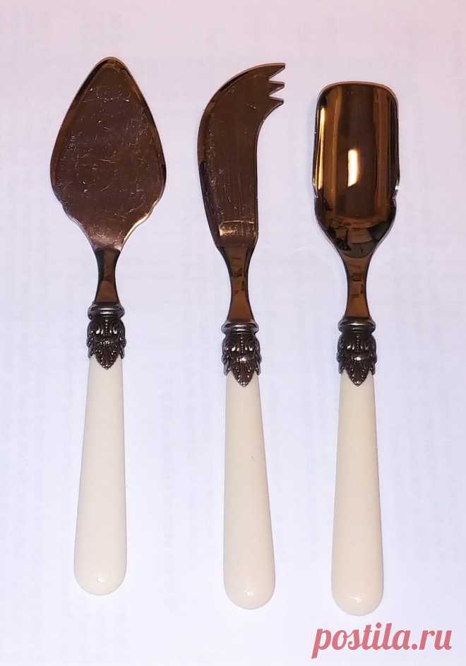 INOX Eme 18/10 NAPOLEON Italy Stainless on Mercari INOX Eme 18/10 NAPOLEON Italy Stainless Cheese Serving Set (of 3). Condition is Used. Shipped with USPS First Class Package.

Great condition minimal signs of wear
