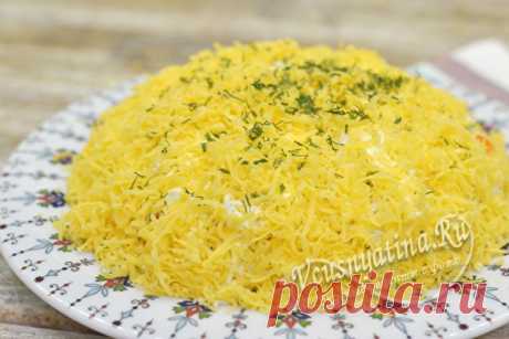 Салат &quot;Рафаэлло&quot;, с курицей и грибами: рецепт