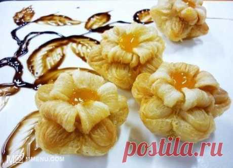 Пирожки необычной формы из слоеного теста. / Необычная кулинария / Блоги Миллион Меню