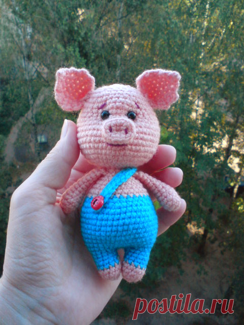 PDF Плюшевые свинки. FREE amigurumi crochet pattern. Бесплатный мастер-класс, схема и описание для вязания игрушки амигуруми крючком. Вяжем игрушки своими руками! Свинка, поросенок, pig, piglet, piggy, свинья, поросёнок, schwein, porco. #амигуруми #amigurumi #amigurumidoll #amigurumipattern #freepattern #freecrochetpatterns #crochetpattern #crochetdoll #crochettutorial #patternsforcrochet #вязание #вязаниекрючком #handmadedoll #рукоделие #ручнаяработа #pattern #tutorial #häkeln #amigurumis