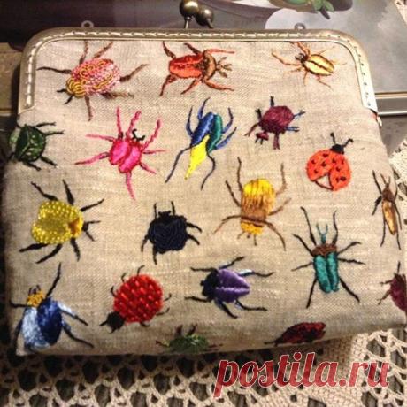 İyi akşamlar 🖐
.
🌺 #pinterest alıntıdır 😉
.
.
.
. .
#embroidery#embroidered#handembroidery#makersmovement#makersgonnamake#mycreativebiz#handmade#reklam6000#pink#handbag#nakis#hediye#10marifet#aniyakala#kanaviçe#crossstitch#crossstitching#clutch#elemegi#elemeği#elişi#mutluyumçünkü#etamin#etamincanta#vscocam#keyifliiblogger#sipariş#dmc#dmcembroidery