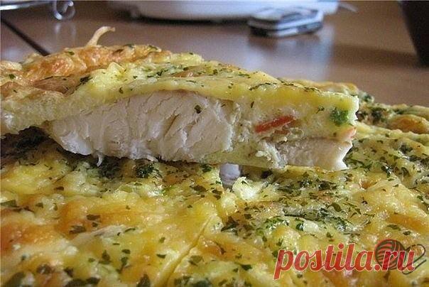 Сегодня я буду готовить рыбку. Нашла  шесть хороших  рецептов. А может вы посоветуете  что-то еще ?

1. Обалденная вкусная запеканка картофельная с рыбкой

Получается изумительная хрустящая сырная корочка! И рыбка, и картошка в сливках со специями приобретают нежный пикантный вкус! Быстро, легко и вкусно! Рецепт для уютного семейного ужина, все будут довольны и сыты.

Ингредиенты:

- 5-6 картофеля
- 500 г рыбы
- 2 помидора
- 1 большая луковица
- сыр
- зелень
- сливки

Приг...