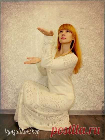 Вязаное кашемировое  платье "Винтажная нежность" - бежевый,платье,платье вязаное