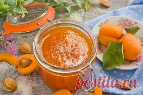Самый легкий рецепт приготовления абрикосового джема - Вкус жизни - медиаплатформа МирТесен Пришло время делать заготовки, а значит наш рецепт придется вам кстати. Мы расскажем вам как легко, быстро и просто приготовить абрикосовый джем. Это блюдо вы полюбите с первой ложечки. Джем отлично подходит для бутербродов, получается плотным и его можно добавить в любую выпечку. Необходимые