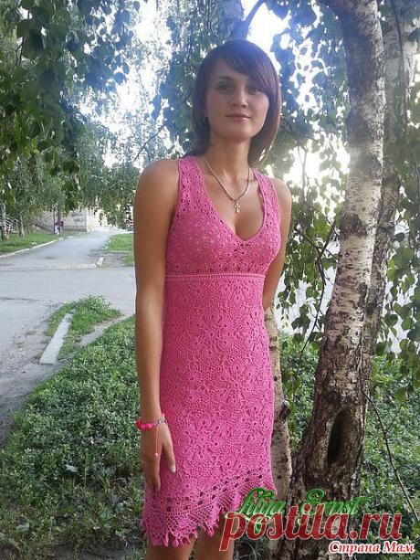 Платье из мотивов крючком.