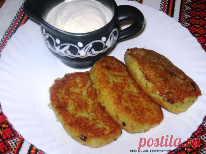 Лепешки картофельные с салом