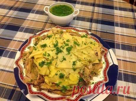 10 рецептов - ОБАЛДЕННАЯ КУРОЧКА!

1. Куриное филе запеченное с овощами и сыром.
2. Курица в маринаде по-гречески.
3. Куриные отбивные в сырном кляре.
4. Куриные оладьи.
5. Курочка в кефире.
6. Курочка с чесноком и сыром.
7. Крылышки с картошкой.
8. Куриный бешбармак.
9. Курица маринованная в кефире.
10. Куриные голени со сметаной и сыром.


1. Куриное филе запеченное с овощами и сыром.