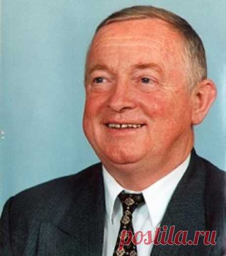 Заслуженный тренер &quot;Динамо&quot; Евгений Котельников умер на 79-м году жизни