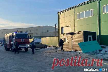 Три человека пострадали при взрыве газа в российском регионе. В Красноярске при проведении ремонтных работ взорвался газ, сообщают местные СМИ. Взрыв газа произошел при отогреве промерзшего трубопровода с помощью газовой пушки. Рабочие сообщили, что от взрыва стены затряслись. По их словам, на месте до сих пор чувствуется запах газа.