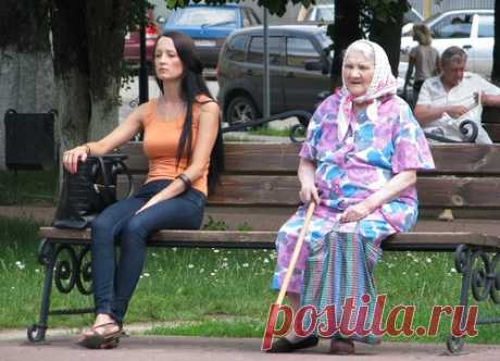 Молодость и зрелость сели на скамейку