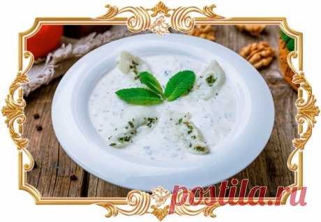 #Гебжалия_с_молочным_соусом (#Грузинская_кухня)

Эта нежнейшая грузинская #закуска готовится из несолёного сыра и мяты. Чаще всего гебжалия делается с мацони. Но не менее вкусной получается и с молочным соусом.

Время приготовления:
Показать полностью...