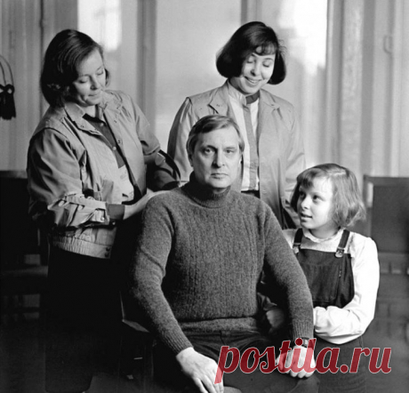Редкие фото советских знаменитостей. Дети сентября