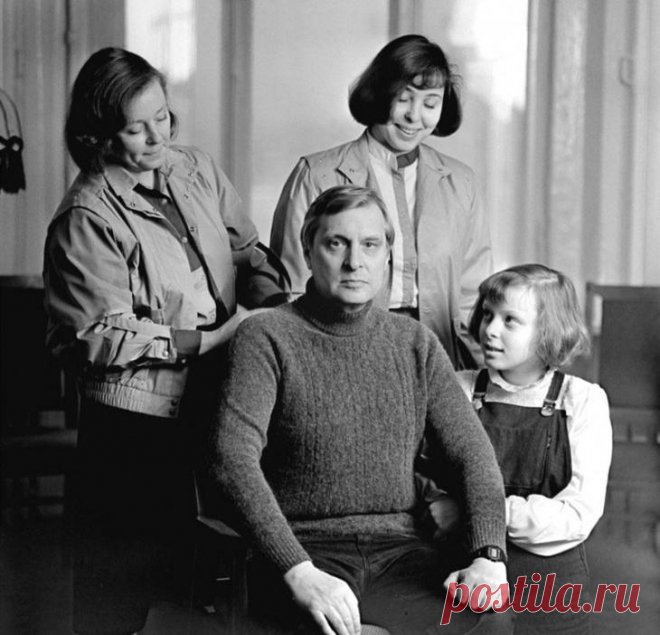 Редкие фото советских знаменитостей. Дети сентября