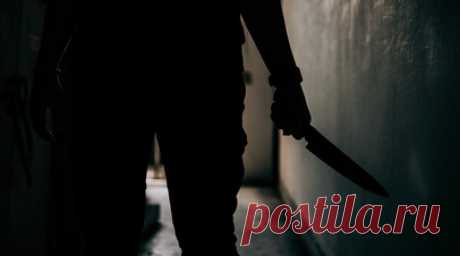 В университете Осло мужчина с ножом ранил двух человек. Два человека получили ранения в результате нападения с ножом в столице Норвегии, инцидент произошёл в здании Университета Осло. Читать далее