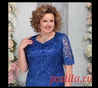 Стильные платья от известных дизайнеров . 
May be an image of text that says 'Dress Me брендовые платьяи италии преобразите свой.